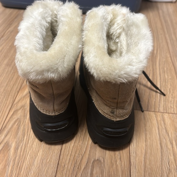Sorel Winter Boots - Picture 4 of 4